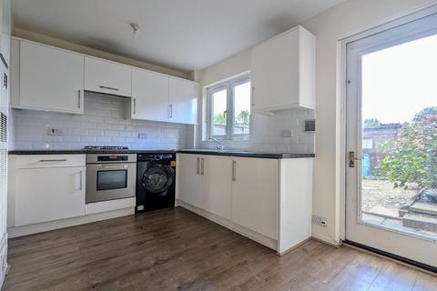 2 bedroom terraced house for sale, Richfield Road, Bushey WD23