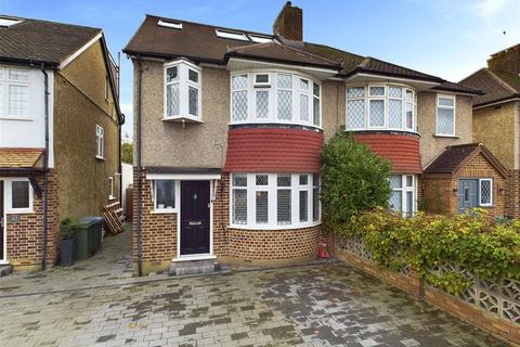 4 bedroom semi-detached house for sale, Stuart Avenue, Walton-On-Thames