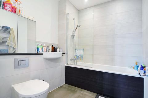 2 bedroom apartment for sale, at Beck Square, Waltham Forest, London E10