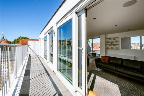 Flat 8, 19 Redchurch Street, London, E2 7DJ