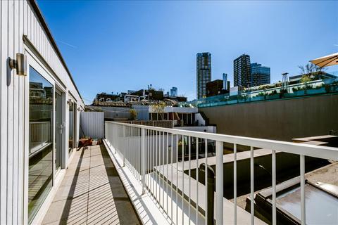 Flat 8, 19 Redchurch Street, London, E2 7DJ