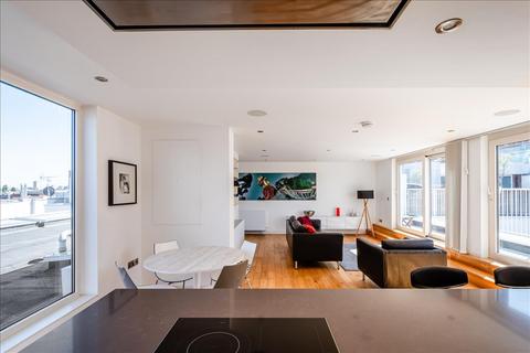 Flat 8, 19 Redchurch Street, London, E2 7DJ