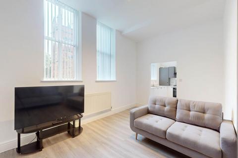 5 bedroom flat to rent, Wilmslow Road, Withington