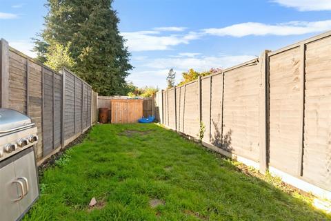 12 Old Chapel Road, Crockenhill, Swanley, BR8 8LJ