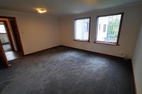 2 bedroom flat to rent, Cross Street, Broughty Ferry, Dundee, DD5