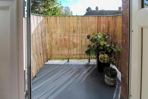 27 Scotland Green, London, N17 9TX