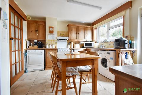 66 Thornpark Rise, Exeter, EX1 3HT