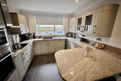 4 bedroom detached house for sale, Norton Road, Penygroes, Llanelli