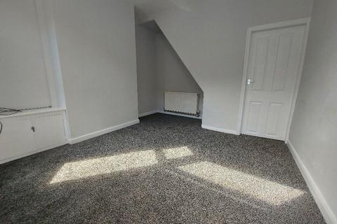 2 bedroom terraced house to rent, Henry Street, Middlesbrough TS3