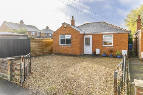 2 bedroom detached bungalow for sale, Hessle Avenue, Boston