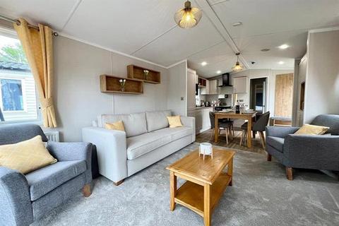 2 bedroom static caravan for sale, Tattershall Lakes Country Park