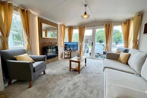 2 bedroom static caravan for sale, Tattershall Lakes Country Park