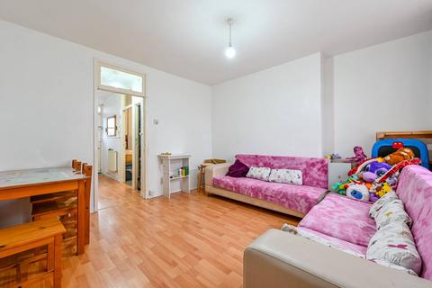 2 bedroom flat for sale, Matthias Road, Stoke Newington, London, N16