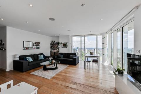 3 bedroom flat for sale, Residence Tower, Manor House, London, N4