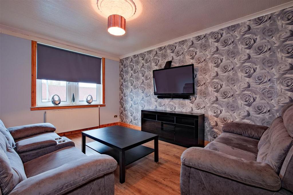 Newlands Drive, Hamilton 4 bed apartment for sale £90,000