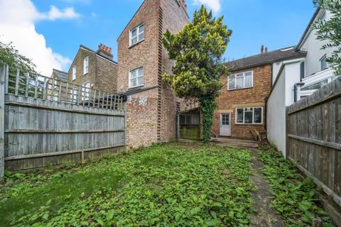 35 Shandon Road, London, SW4 9HS