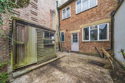 35 Shandon Road, London, SW4 9HS