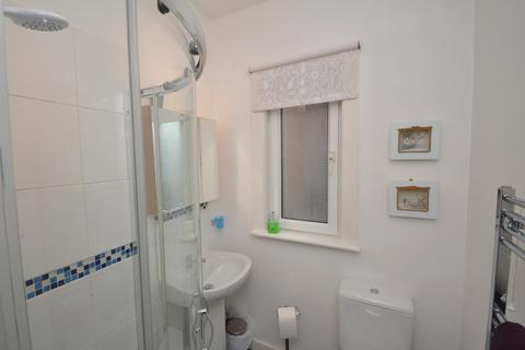4 bedroom terraced house to rent, Carill Drive, Manchester M14