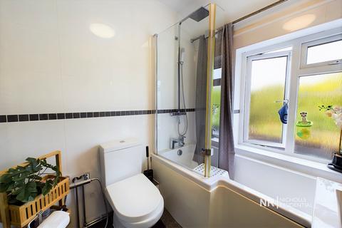 82 Ashby Avenue, Chessington, KT9 2BU