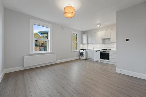 2 bedroom flat for sale, Castle Hill Parade, Ealing, London, W13