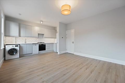 2 bedroom flat for sale, Castle Hill Parade, Ealing, London, W13