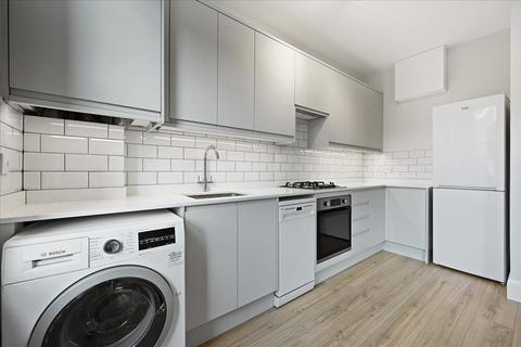 2 bedroom flat for sale, Castle Hill Parade, Ealing, London, W13