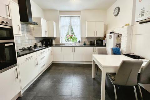 8 Chretien Road, Manchester, M22 4FS