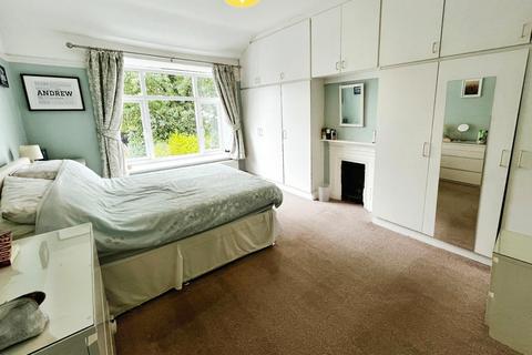 8 Chretien Road, Manchester, M22 4FS