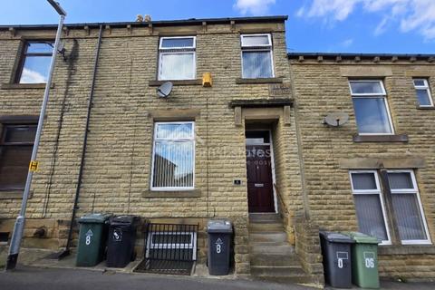 4 bedroom terraced house for sale, Dark Lane, Batley