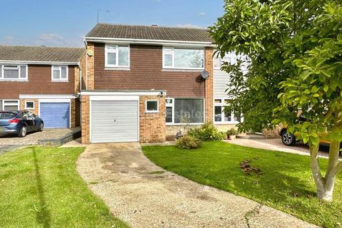 3 bedroom semi-detached house for sale, Copperfield, Billericay CM11