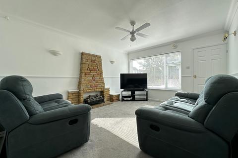 2 Copperfield, Billericay, CM11 2SB