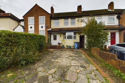 3 bedroom terraced house for sale, Queen Elizabeths Drive, New Addington