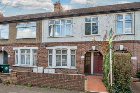 1 bedroom maisonette for sale, Staines-upon-Thames,  Surrey,  TW18