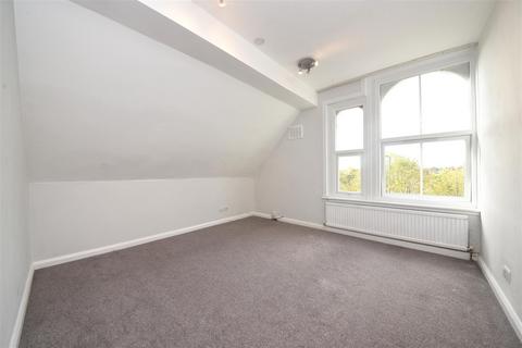 1 bedroom flat for sale, Oakleigh Road South, New Southgate, London