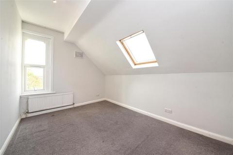 1 bedroom flat for sale, Oakleigh Road South, New Southgate, London