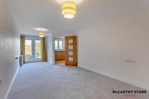 1 bedroom apartment for sale, Goodes Court, Baldock Road, Royston