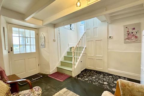 5 High Street, Camelford, PL32 9PQ
