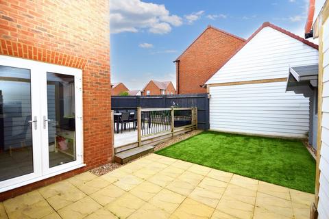 4 bedroom detached house for sale, Castle View, Hythe CT21