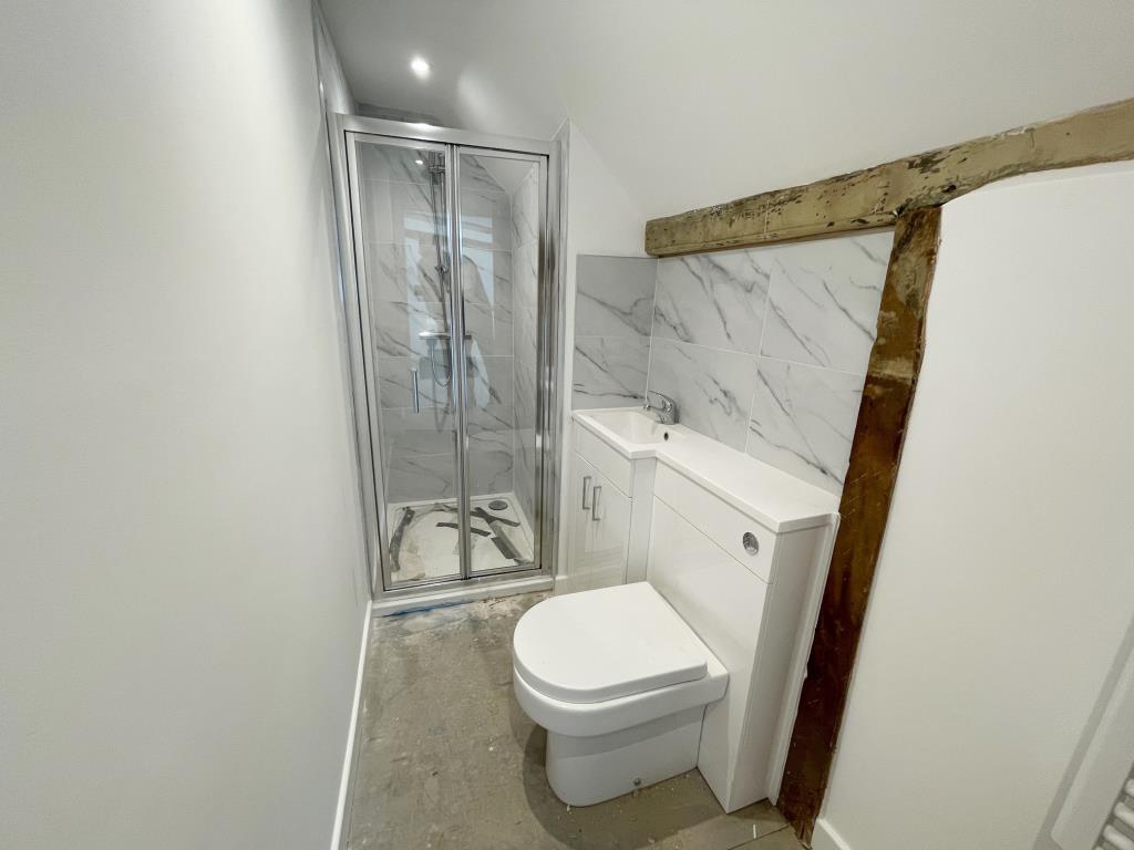 En-Suite Shower Room in Flat A on second floor