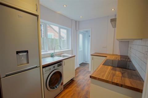 61 Albert Street, Warwick, CV34 4JX