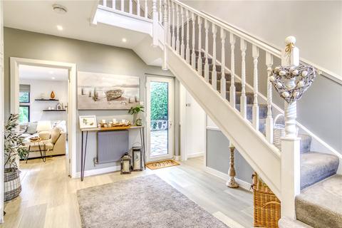 21 Blake Hill Crescent, Poole, BH14 8QW