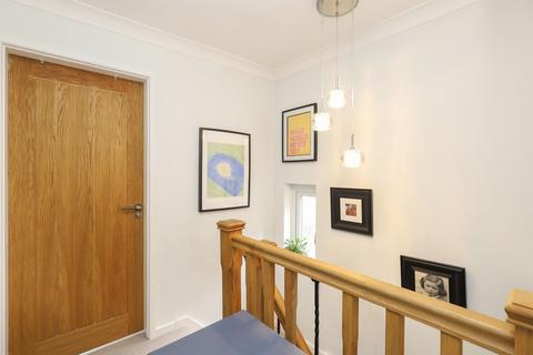 36 Hagg Lane, Sheffield, S10 5PJ