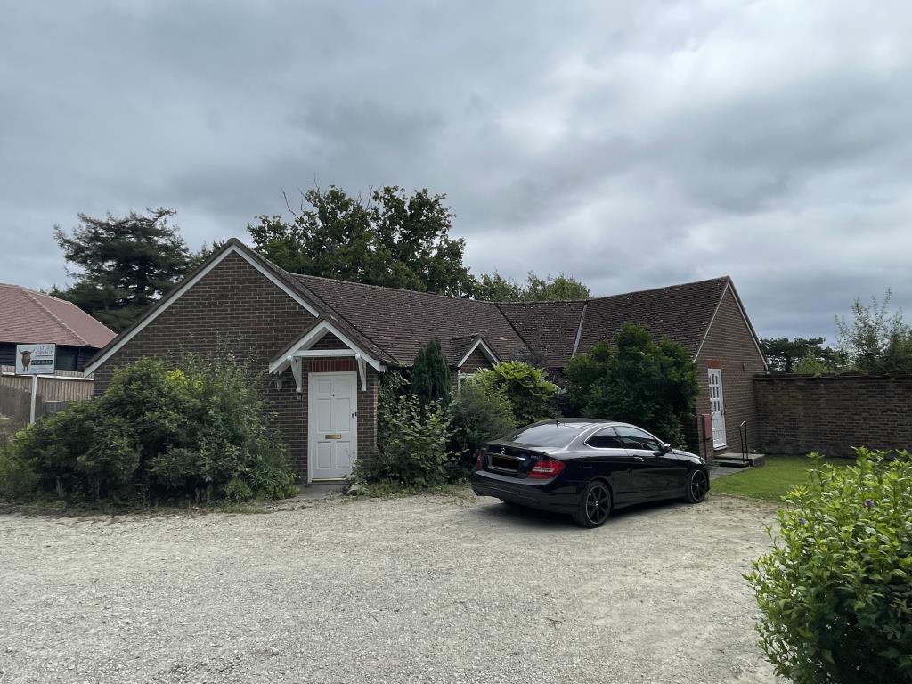 Front view of detached bungalow