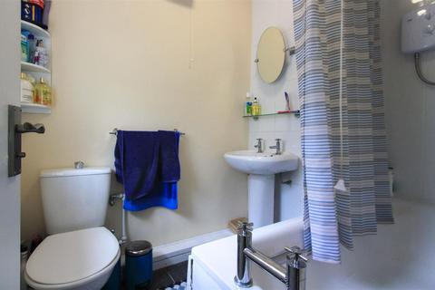 2 bedroom flat to rent, Marlborough Road, Cardiff CF23