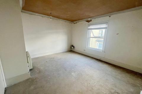 1 bedroom flat for sale, Flat B, 63 High Street, Ryde, Isle Of Wight