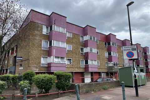 1 bedroom flat for sale, Flat 22, Camber House, 1 Lovelinch Close, Bermondsey, London