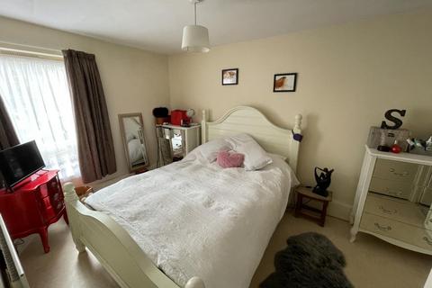 1 bedroom flat for sale, Flat 22, Camber House, 1 Lovelinch Close, Bermondsey, London