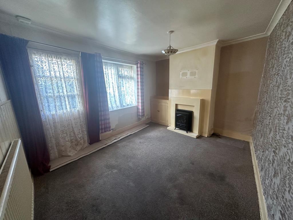 11 Fox Street, Gillingham, Kent 3 bed terraced house for sale £160,000