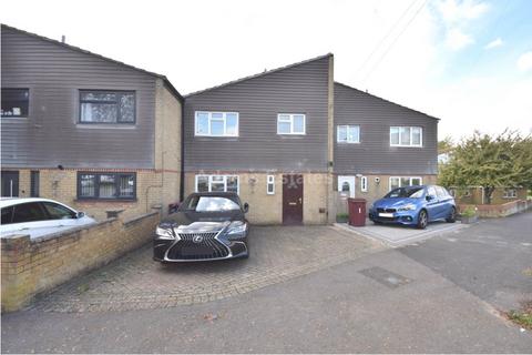 undefined, Kingsley Close, Reading