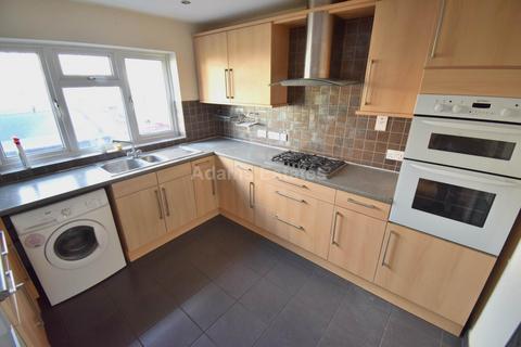 undefined, Kingsley Close, Reading